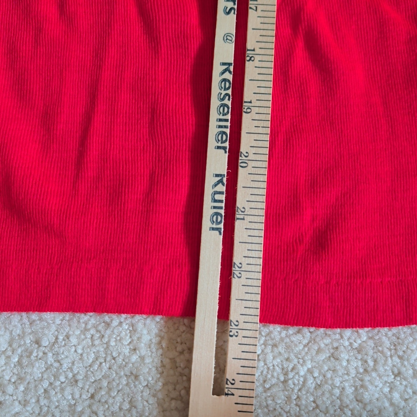 Vintage 70s Sweater Shirt Dagger Collar Red Acrylic Soft Pullover Womens 34 *