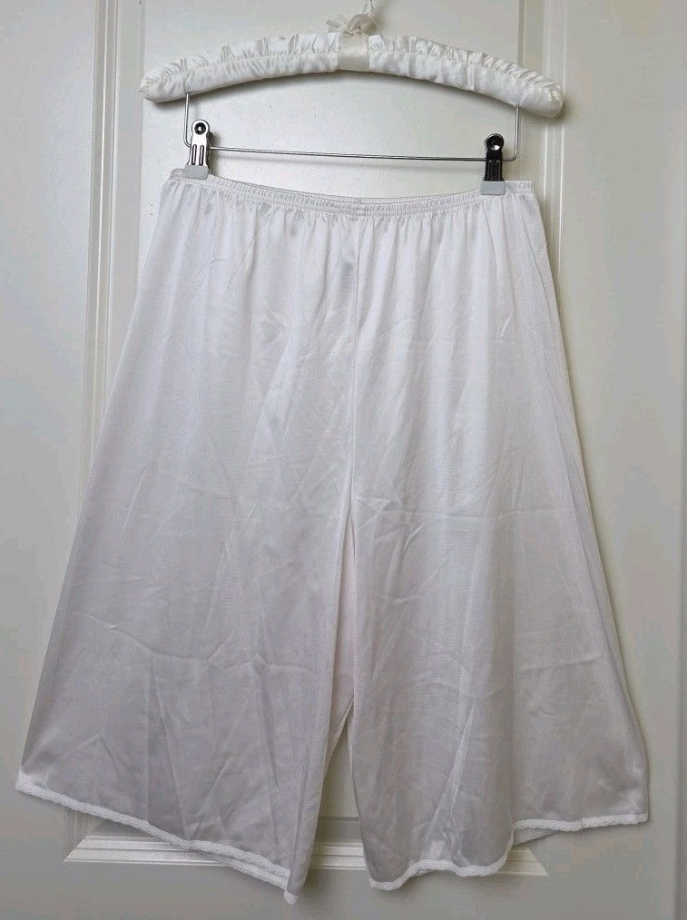 Vintage 70s 80s White Pettipants Split Leg Culotte Slip White Blush Nylon Size L