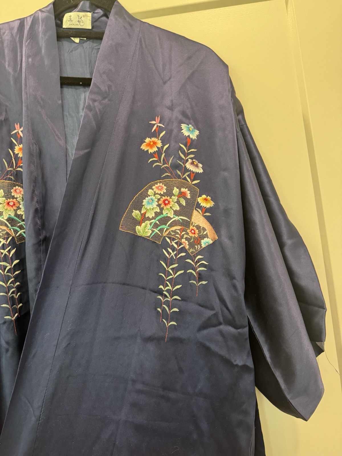 Vintage Zhenlong 100% Silk Embroidered Kimono Robe Long Navy Blue Large Women’s
