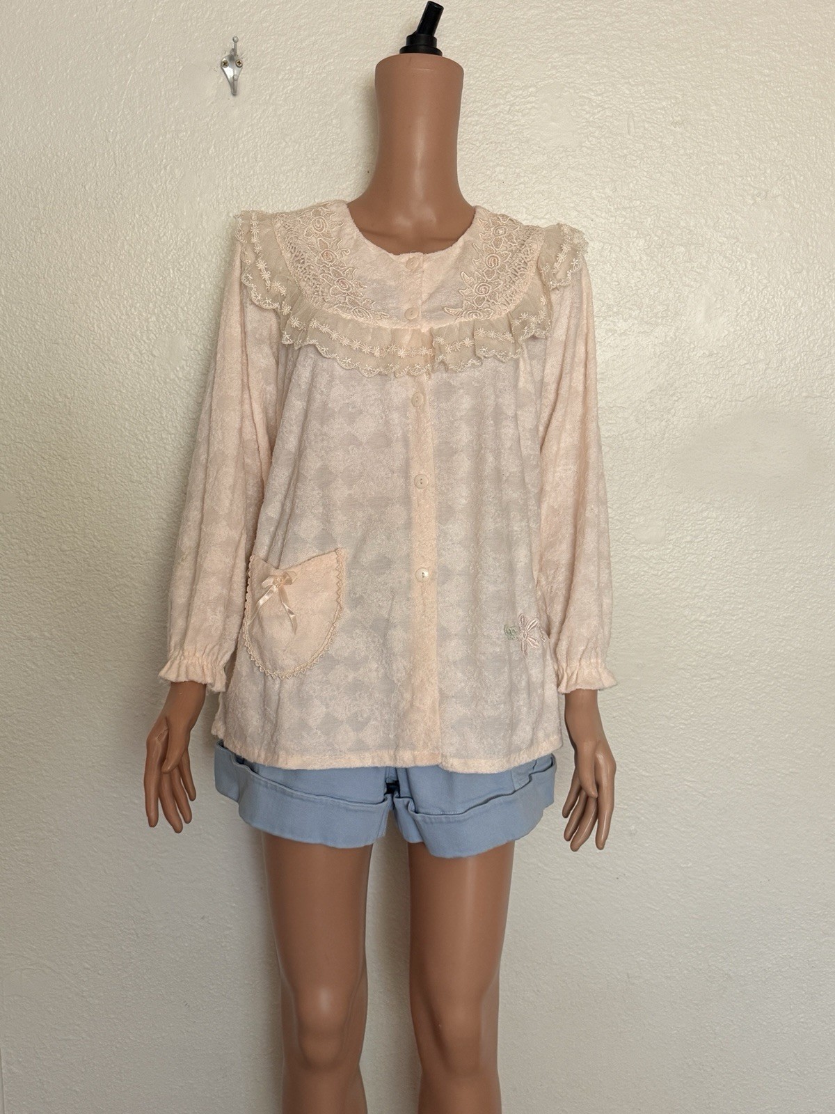 Vtg Sha Dan Acrylic Peachy Pink Cottagecore Grandma Cardigan Granny Chic Sz L