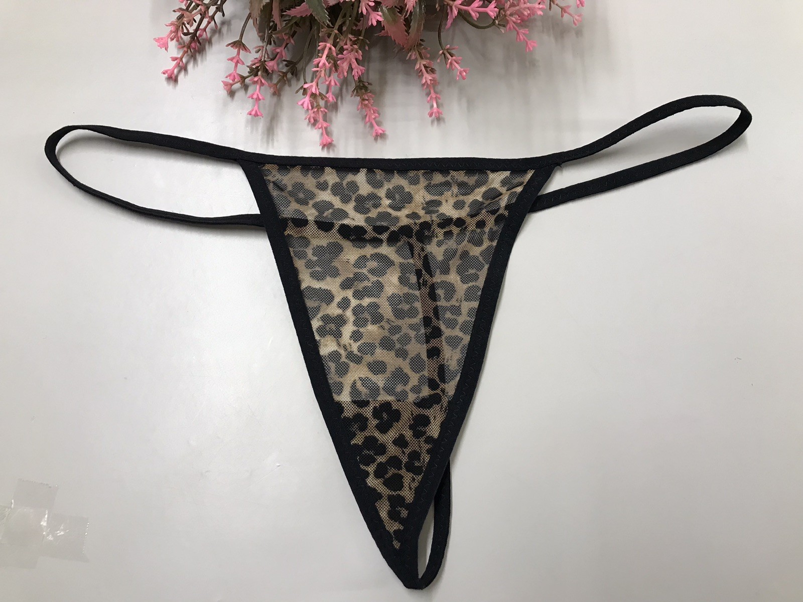 Women’s Animal Print V-String Bikini Large Cheetah Animal Print Multicolor
