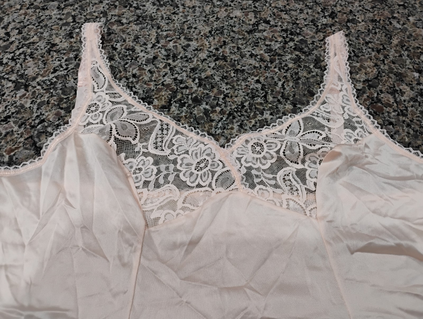 Bali Lace Vintage Blush Pink Cami Size 38 Made In USA F25
