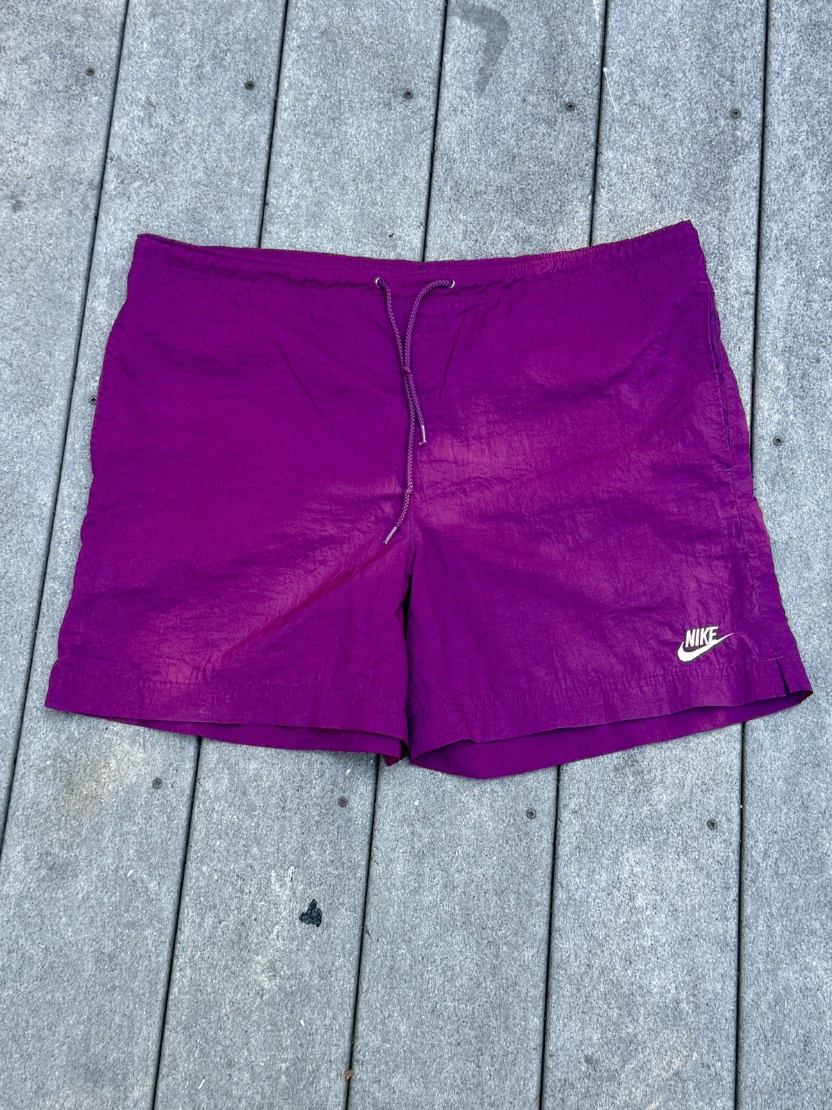 Vintage retro 90s NIKE Windbreaker swishy nylon women’s Shorts Purple 8-10