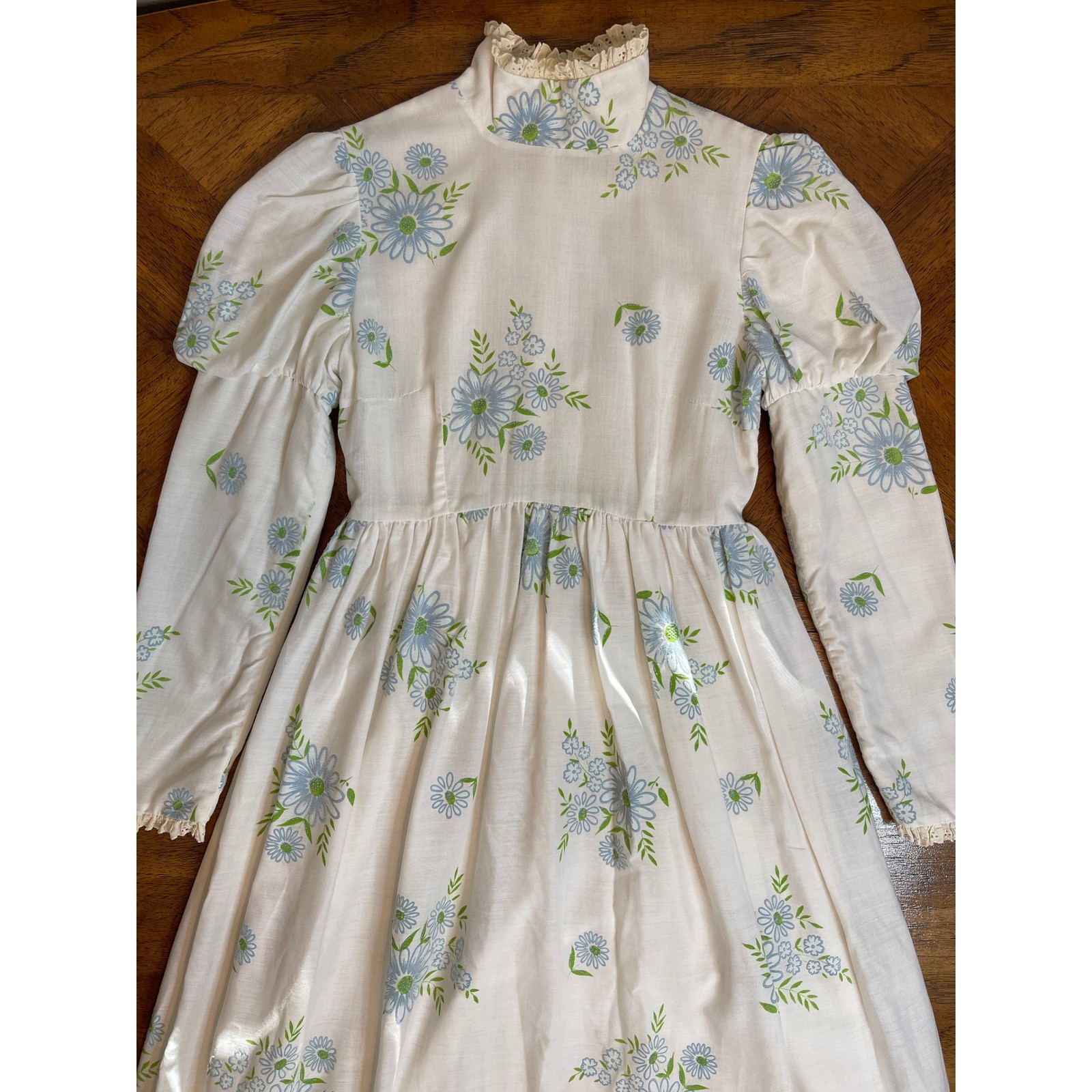Vintage Prairie Dress White Blue Floral Puff Sleeve Lace Trim Maxi XS