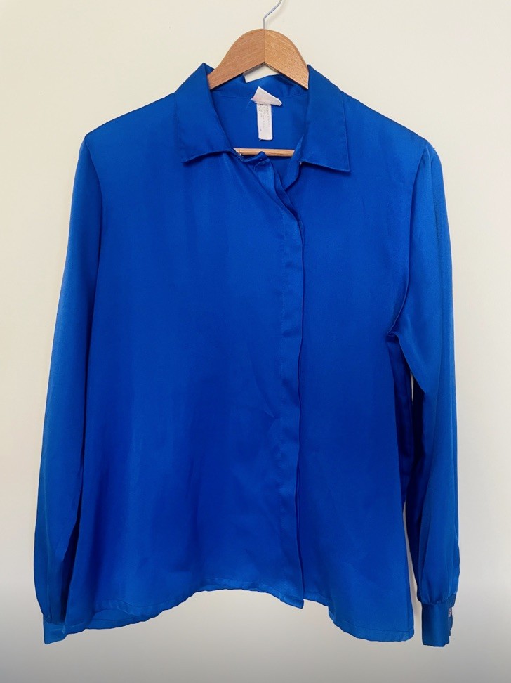 VTG Pandora Royal Blue Button Down Blouse. Size 13/14 (M/L). Minimalist.