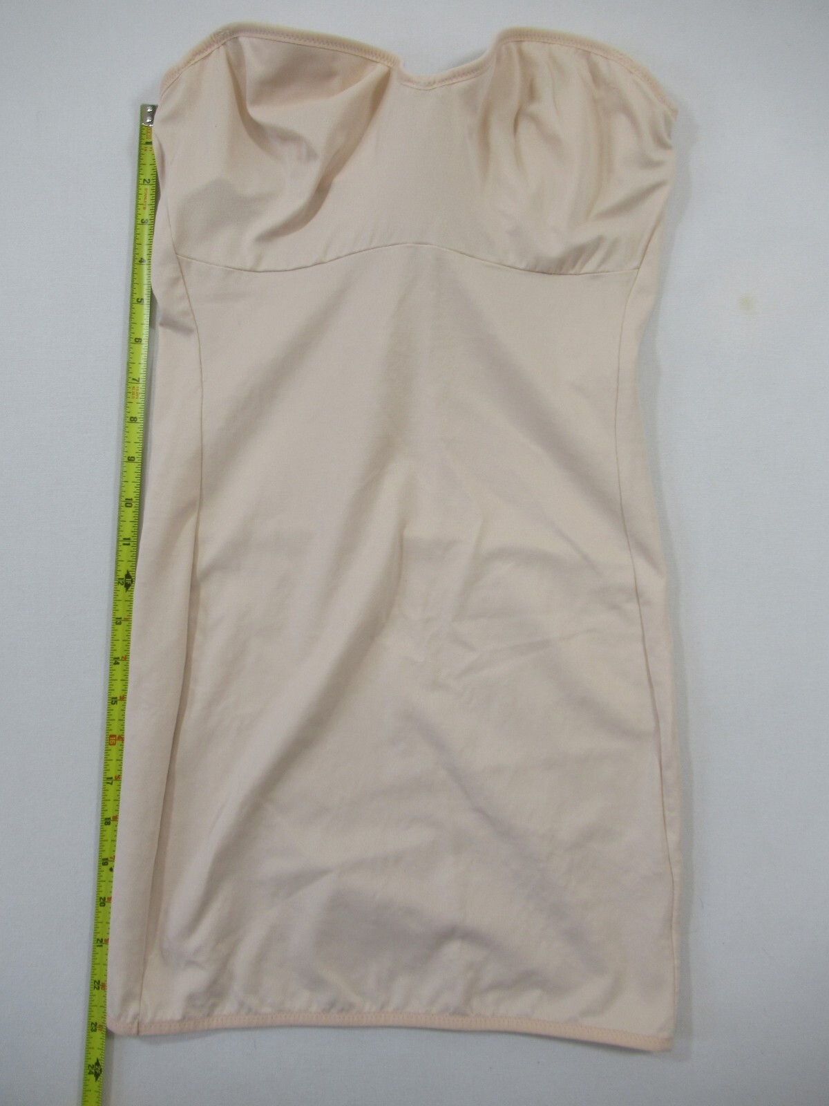 Vintage Y2K Victoria’s Secret Strapless Full Slip 36B Beige Underwire Shapewear