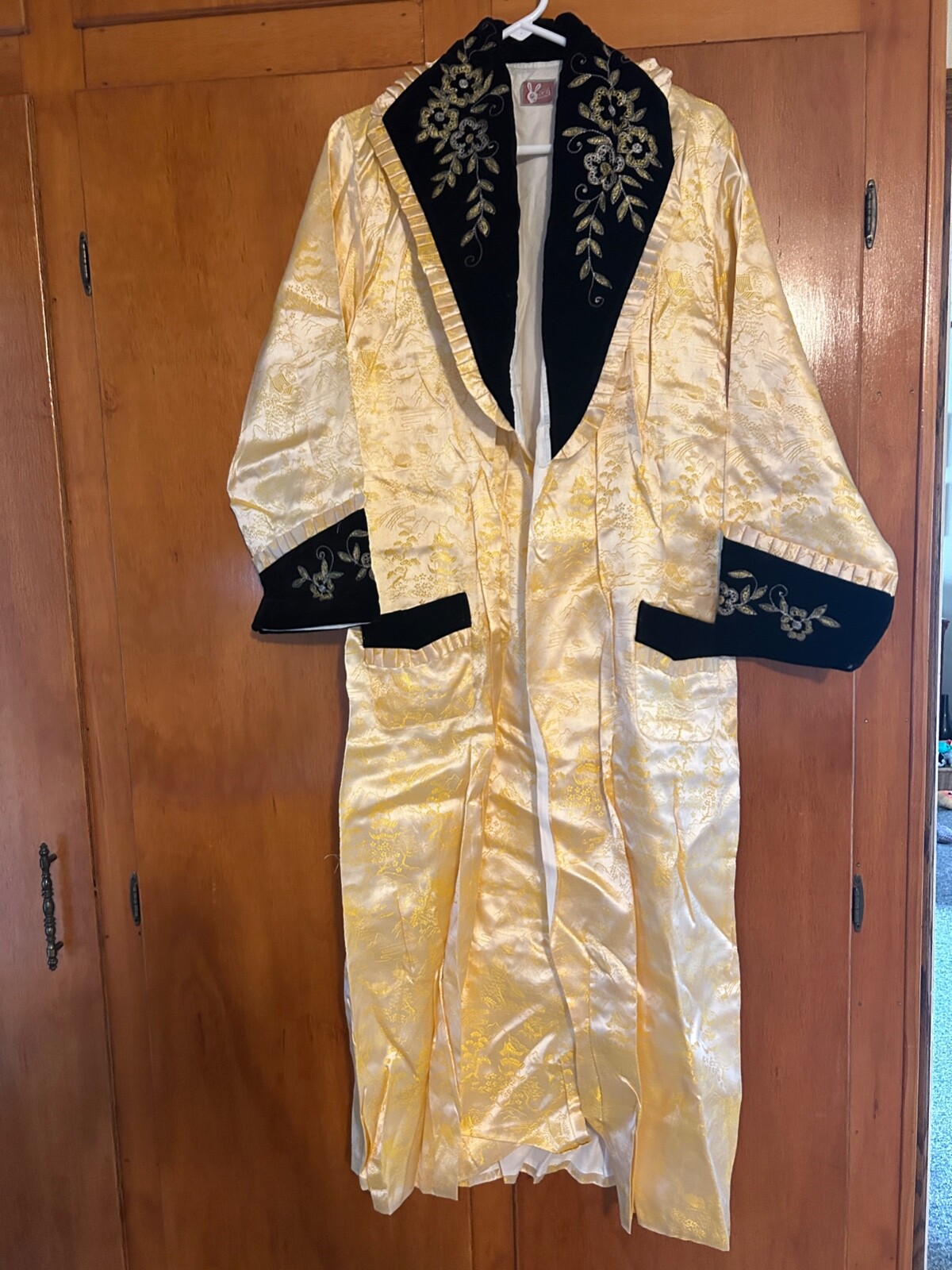 Vintage Silk and Velvet Dressing Gown Robe Asian Floral Embroidered by Superior