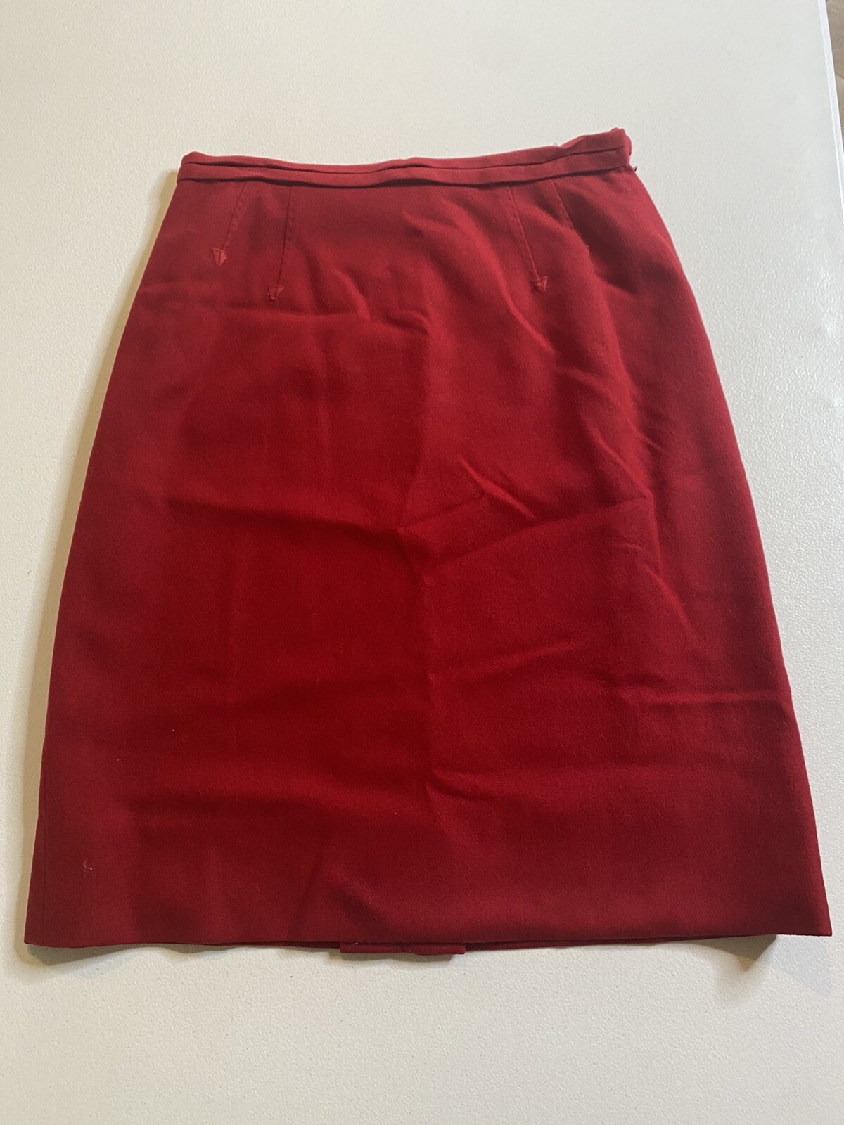 Dalton Coordinates red skirt wool waist 26 inches
