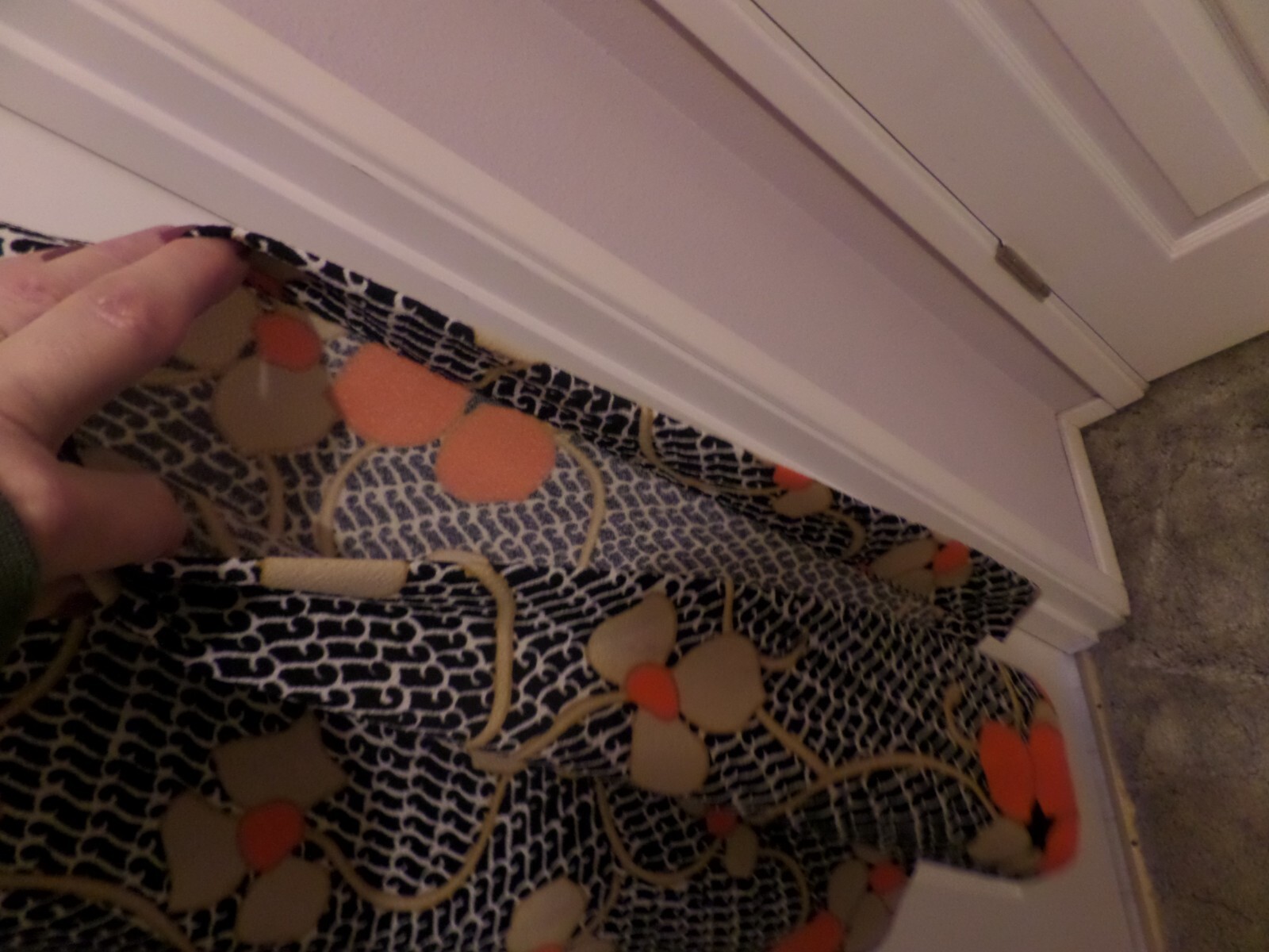 VINTAGE 1970’S BLACK/FLORAL DOUBLE KNIT MAXI DRESS BY “IT’S BETTER” SIZE 7
