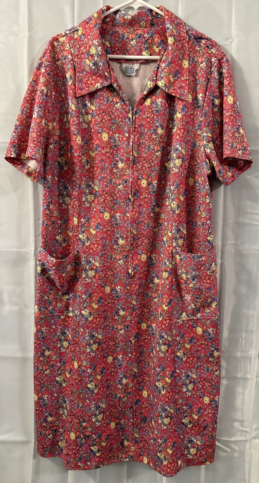 Vintage Womens 100% Polyester House Coat Robe Floral Zip Size C4 (2XL) Grandma