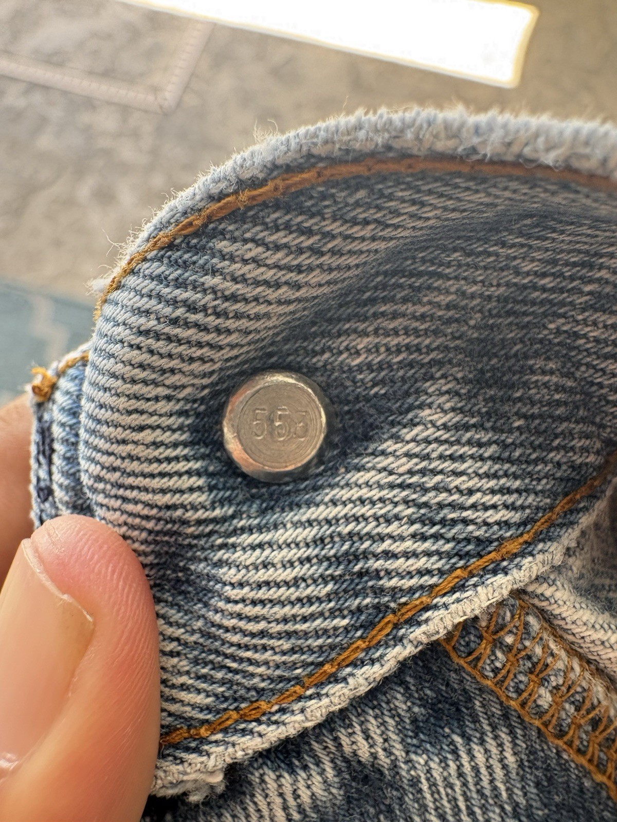 Vintage 70s 80s Women’s Levi’s 501 Jeans Button Fly blue Made in USA Size 26×32