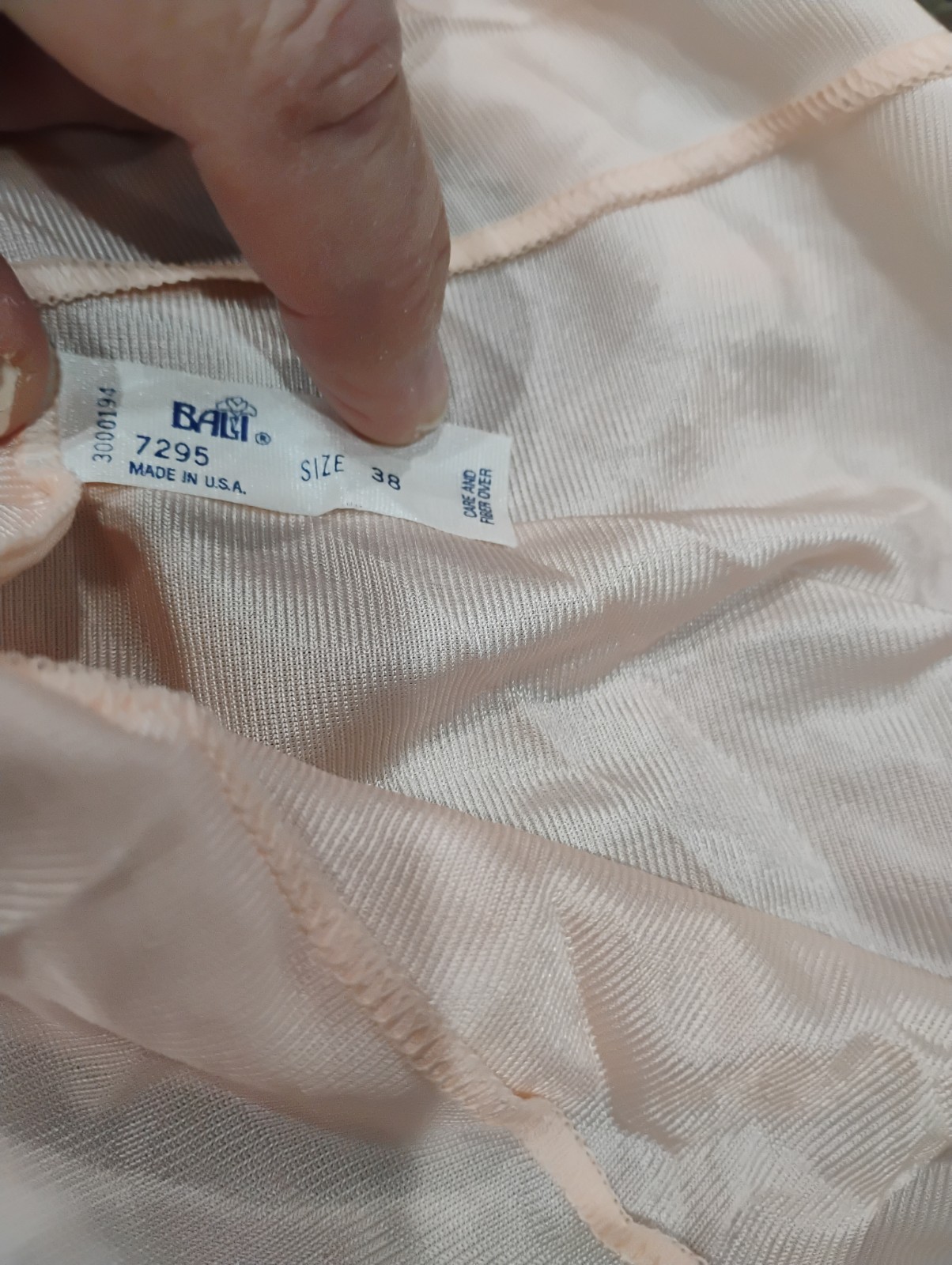 Bali Lace Vintage Blush Pink Cami Size 38 Made In USA F25