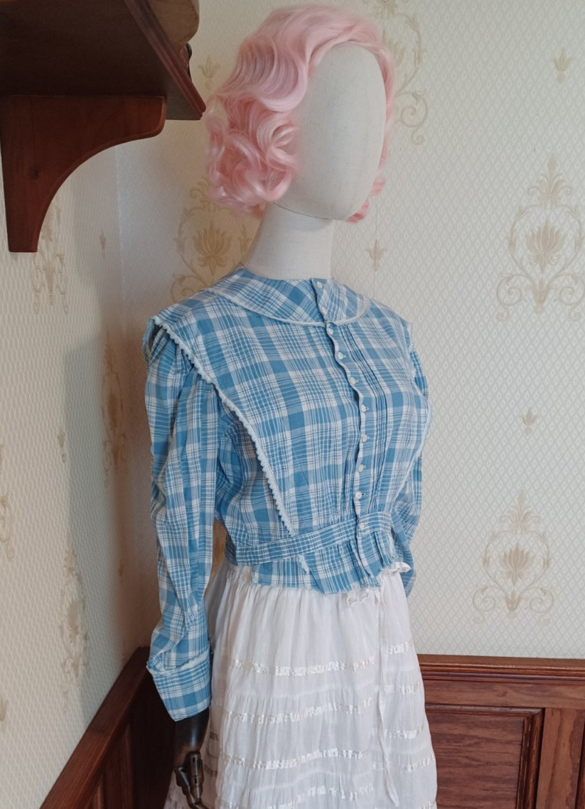 Antique Edwardian 1910s-20s Blue Puff Sleeve Doll Collar Cottagecore Blouse