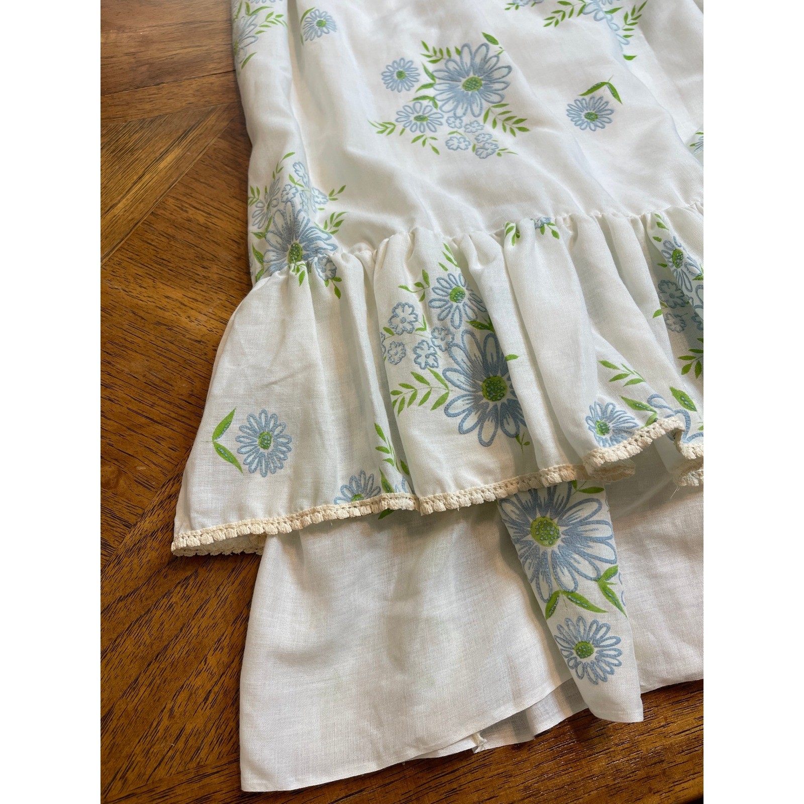 Vintage Prairie Dress White Blue Floral Puff Sleeve Lace Trim Maxi XS
