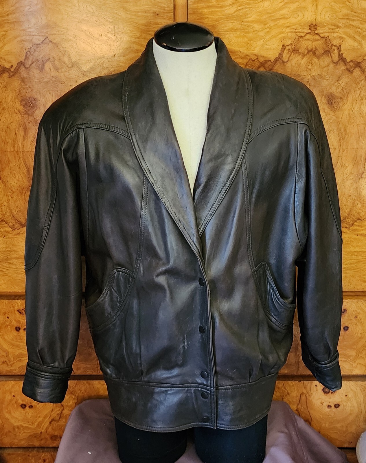 VINTAGE 90’S ERA J. WALDEN BROWN LEATHER COAT ~ 11/12