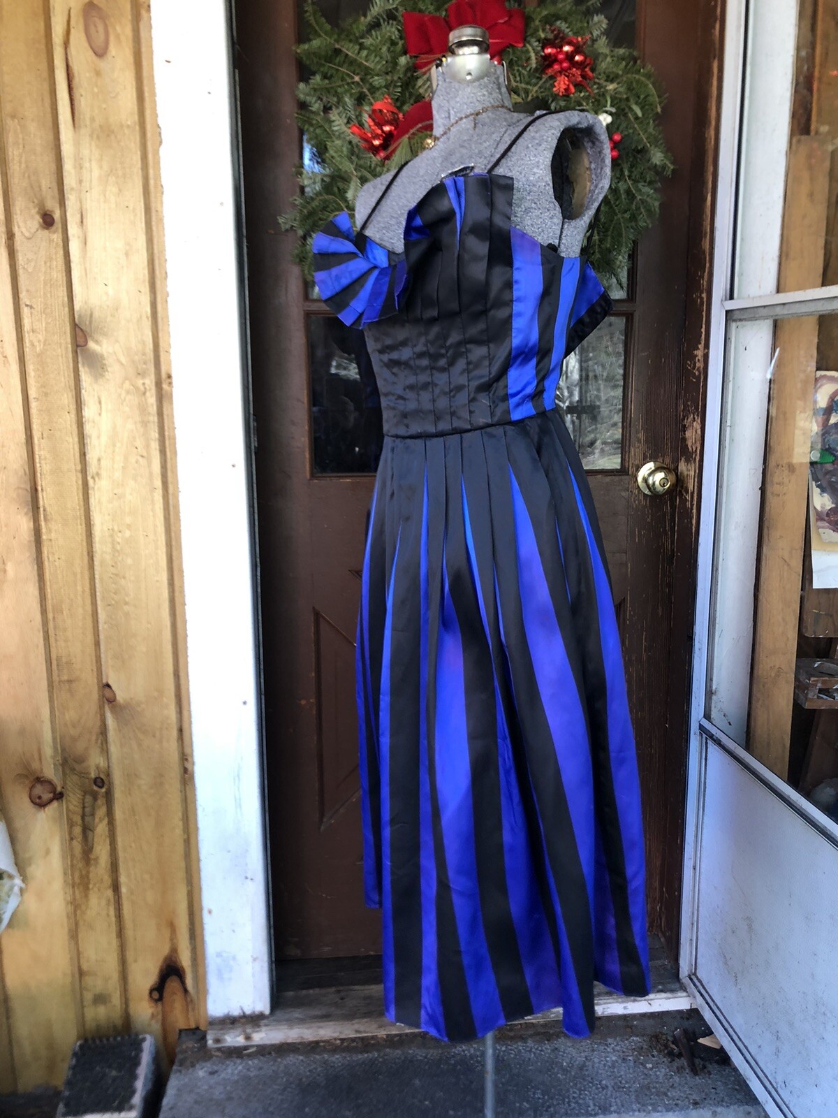 Vintage 1970’s Electric Sapphire Blue & Black Spaghetti Strap DRESS 30-22-52 Wow