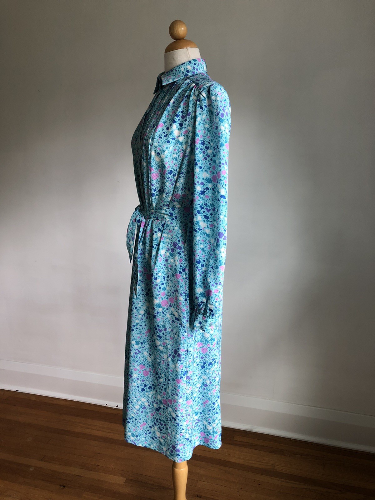 BEAUTIFUL VTG SCHRADER SPORT New York Blue Floral Silky Button-up Midi Dress 10