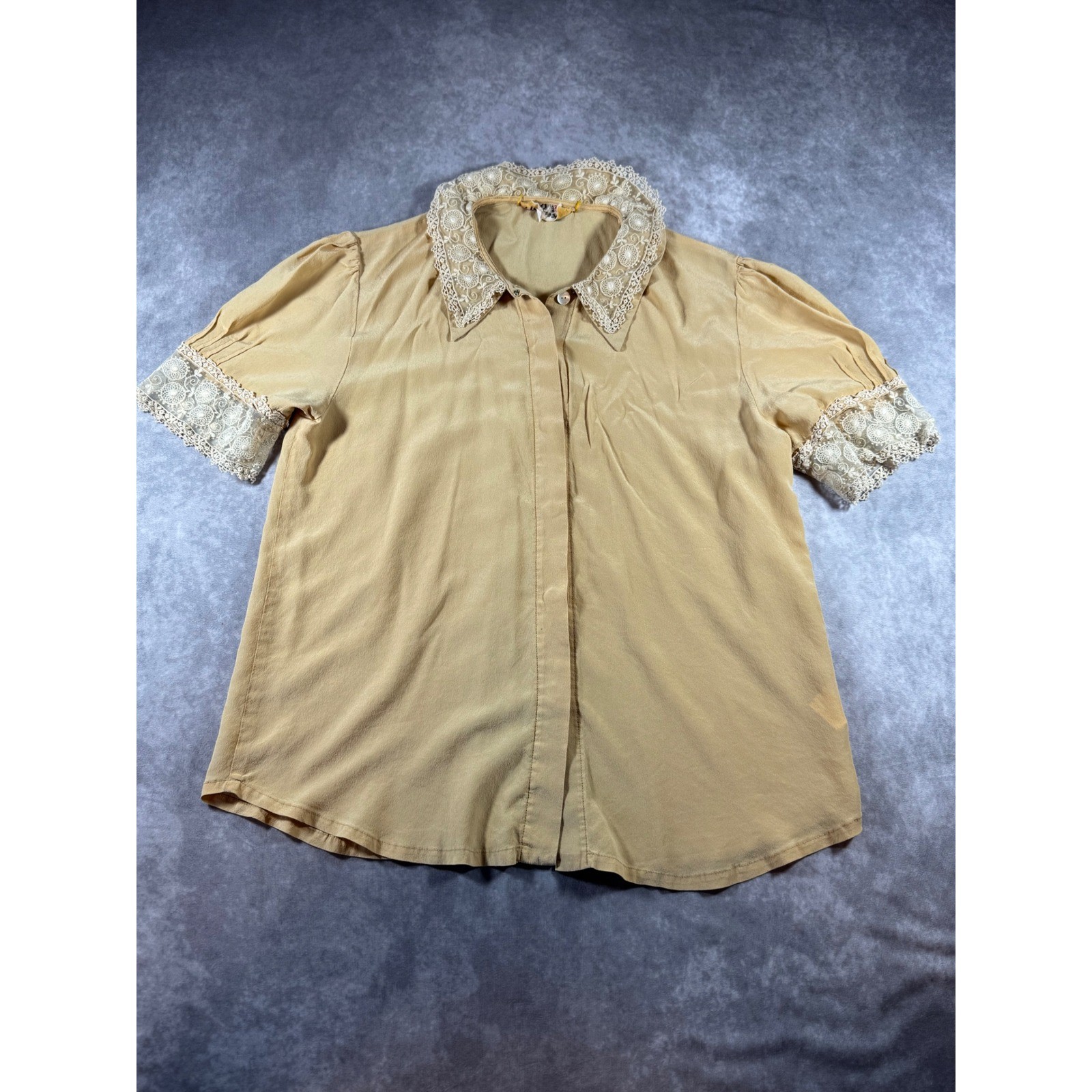 Vintage 80s Beige Rayon Crepe Lace Collar Victorian Prairie Button Blouse