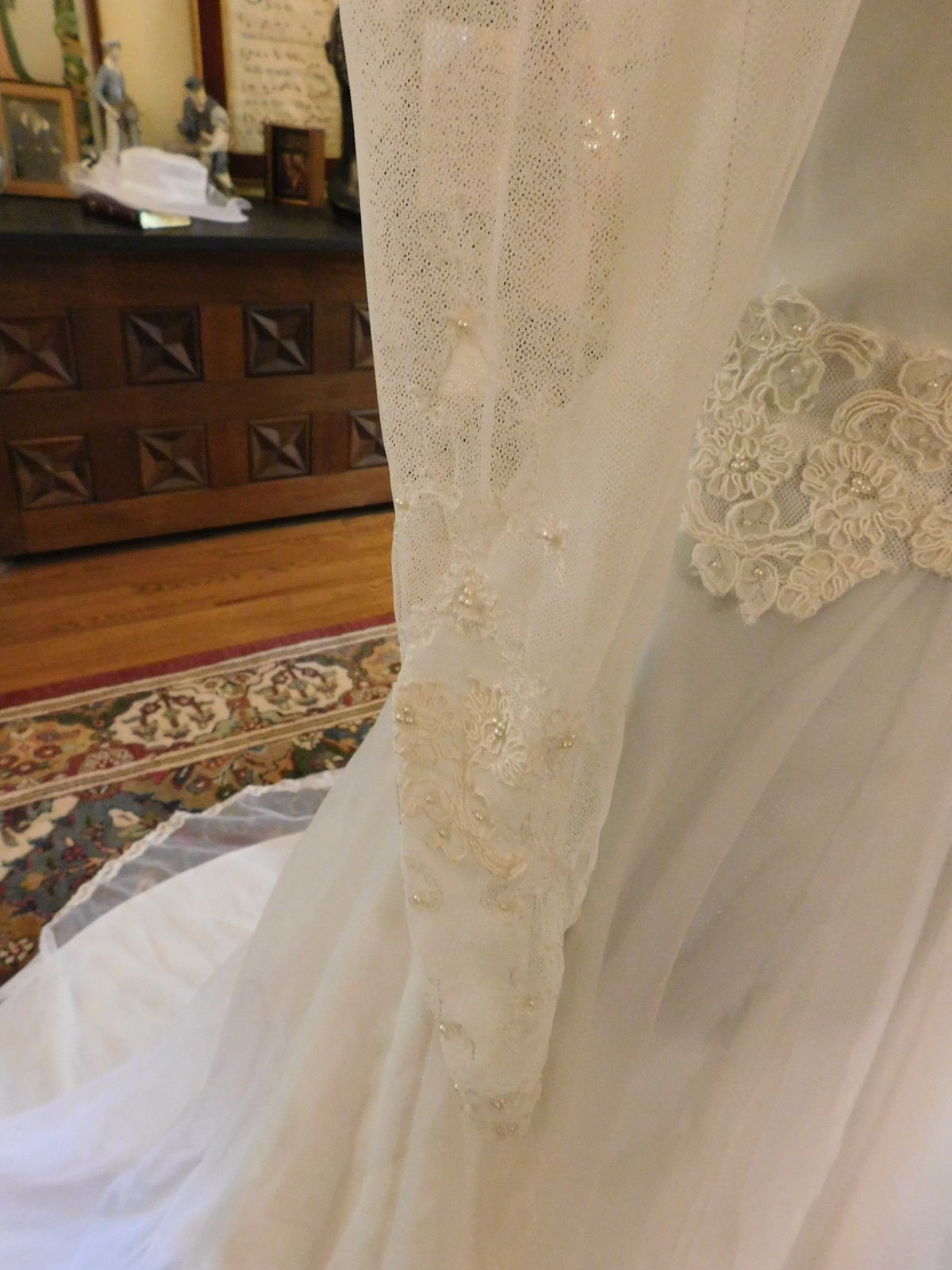 BEAUTIFUL WHITE VINTAGE LONG SLEEVE ORGANZA & LACE WEDDING GOWN S 4