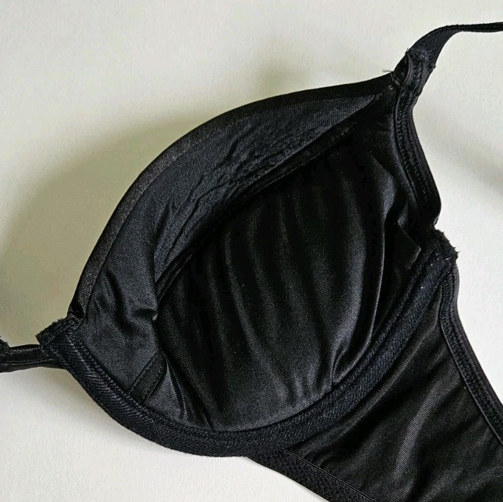 Vtg Victorias Secret Second Skin Satin Padded Bra 36B 36 B Miracle Bra 1277 Y2K