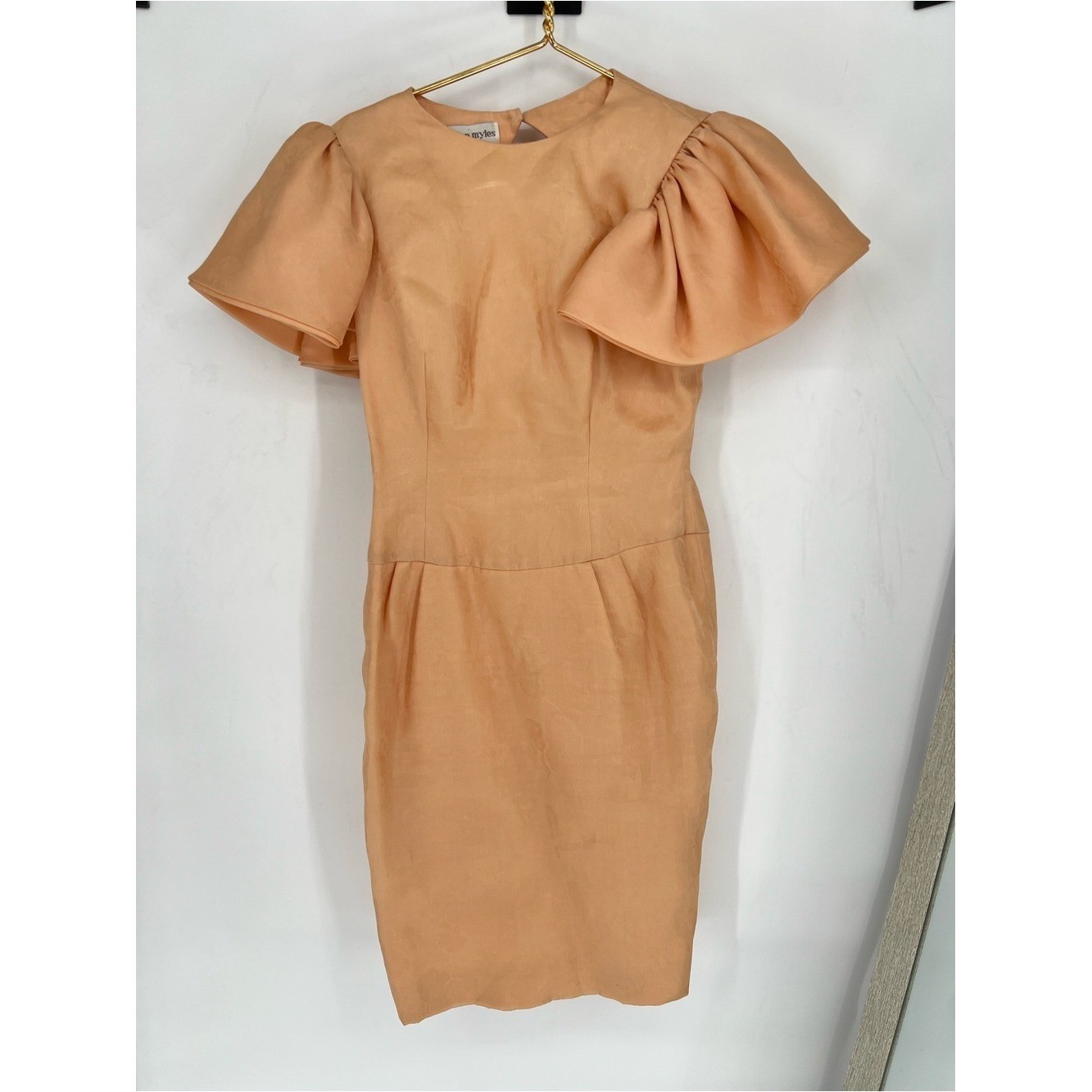 Vintage Morton Myles Silk Open back Peach Puff Sleeve Sheath Dress 10