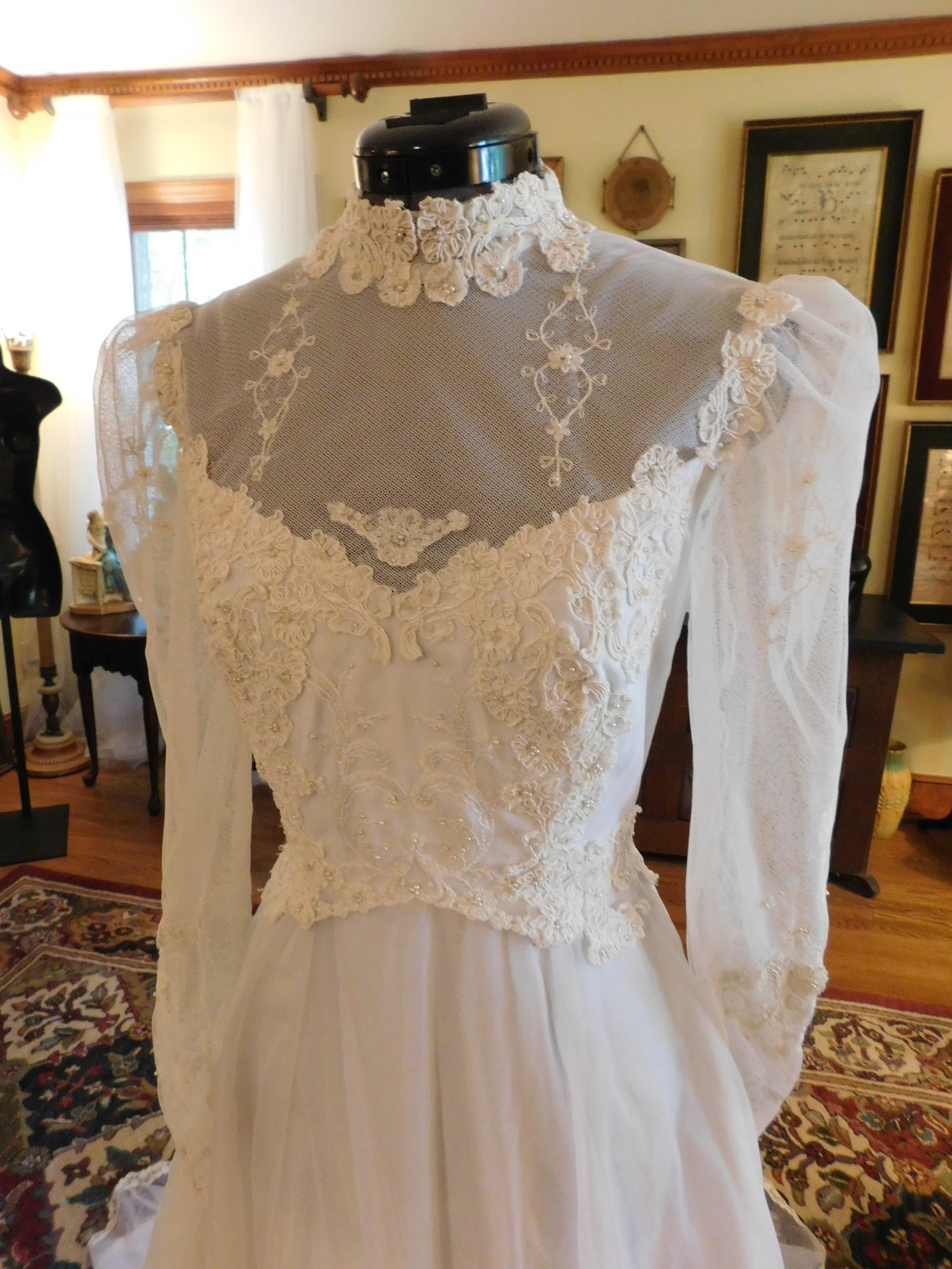 BEAUTIFUL WHITE VINTAGE LONG SLEEVE ORGANZA & LACE WEDDING GOWN S 4