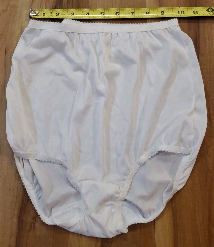 Vtg 70s JC Penney Nylon Panties Ivory White Ruffle Granny Mushroom Gusset