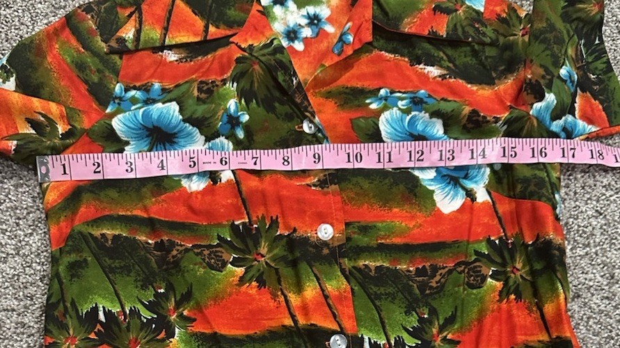 Vintage Hukilau Fashions Shirt Honolulu Hawaiian Scene Pattern Women’s XS