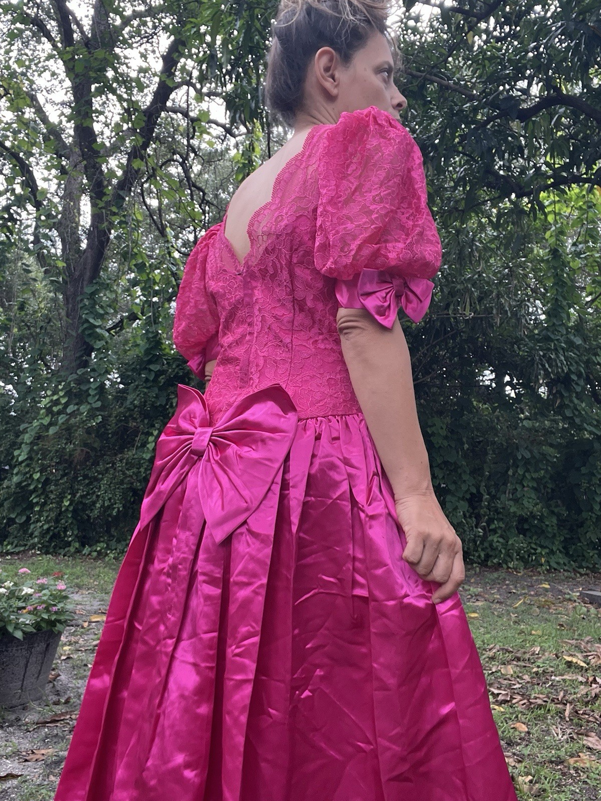 Vintage 1980s Prom Wedding Bridesmaid Princess Dress Hot Pink Taffeta Lace Bow