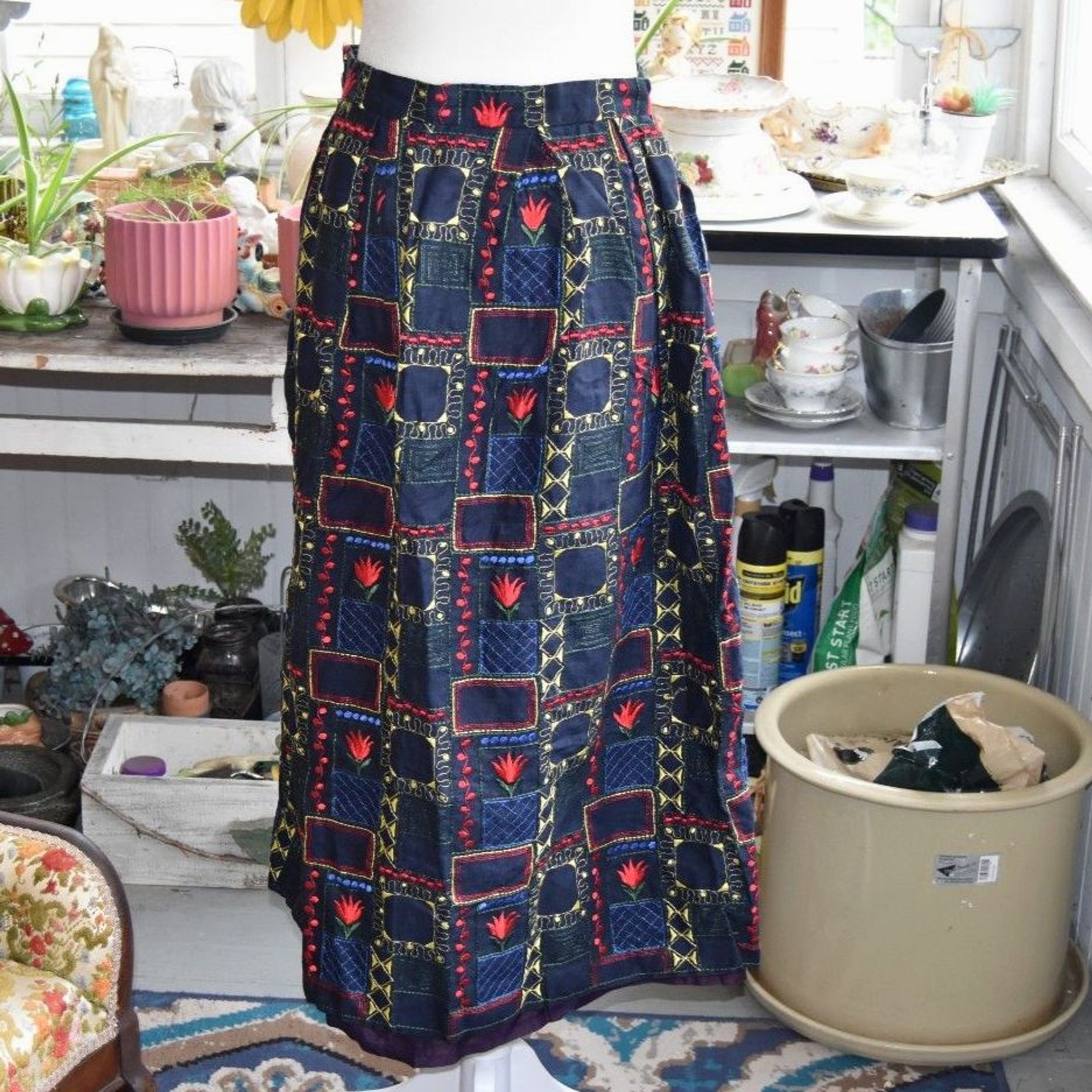 Vintage 90s Cloak of Many Colors Linen Midi Skirt Folk Art Tulip Print M