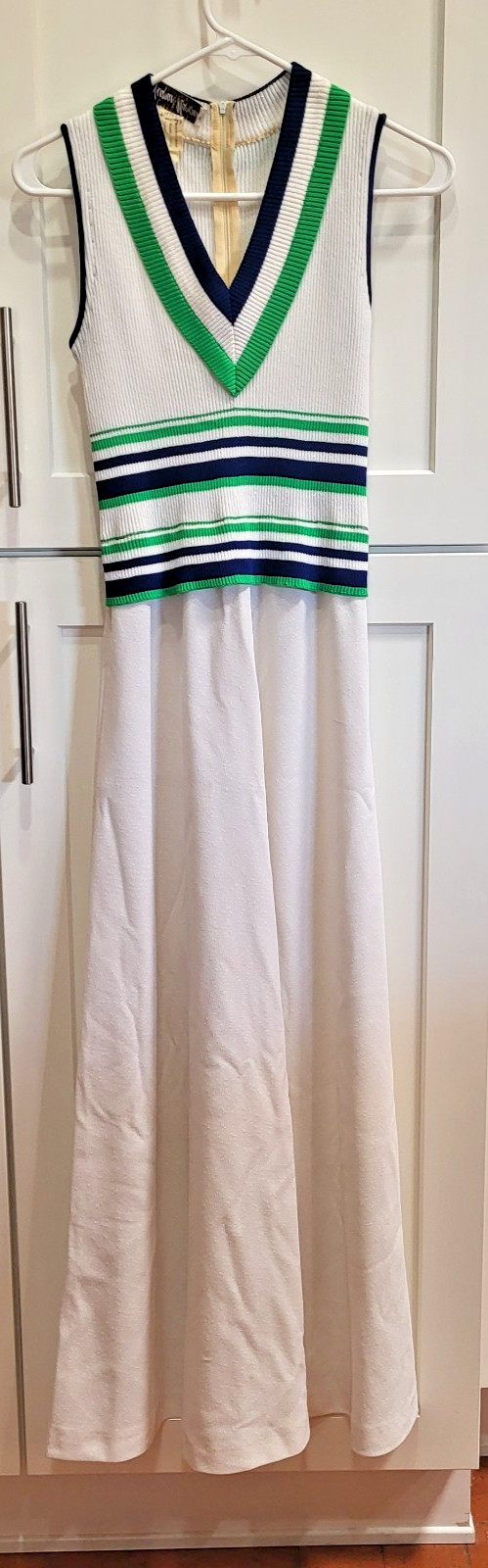 Vintage 70s Neiman Marcus Hampton Court ? Country Club Knit Dress size Petite