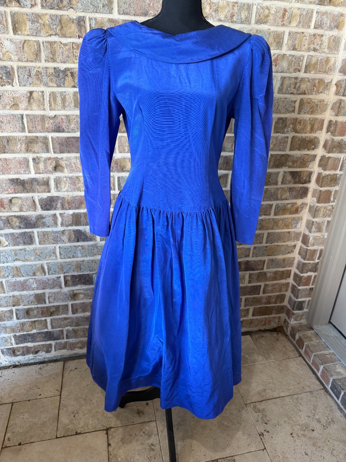 Kathryn Conover New York Vintage 1980’s ILGWU tag blue formal tea length dress