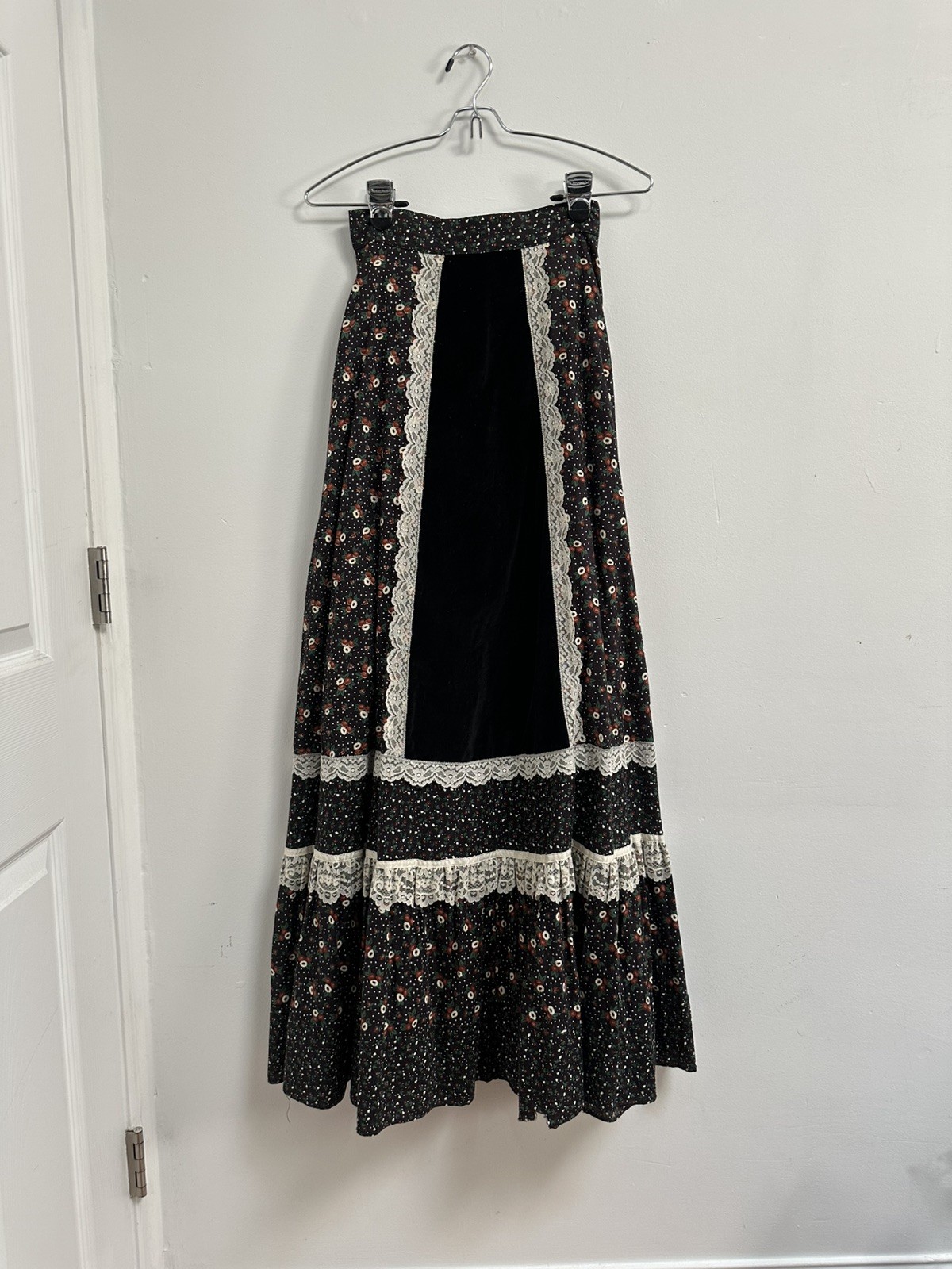 Vintage Jessica’s Gunnies Gunne Sax Prairie Maxi Skirt XS 5 Velvet Lace 70s USA