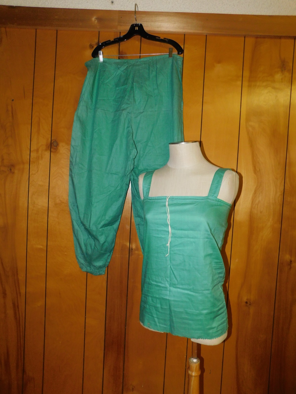 Vintage Green Camisole and Bloomers Pantaloons Waist 35″*