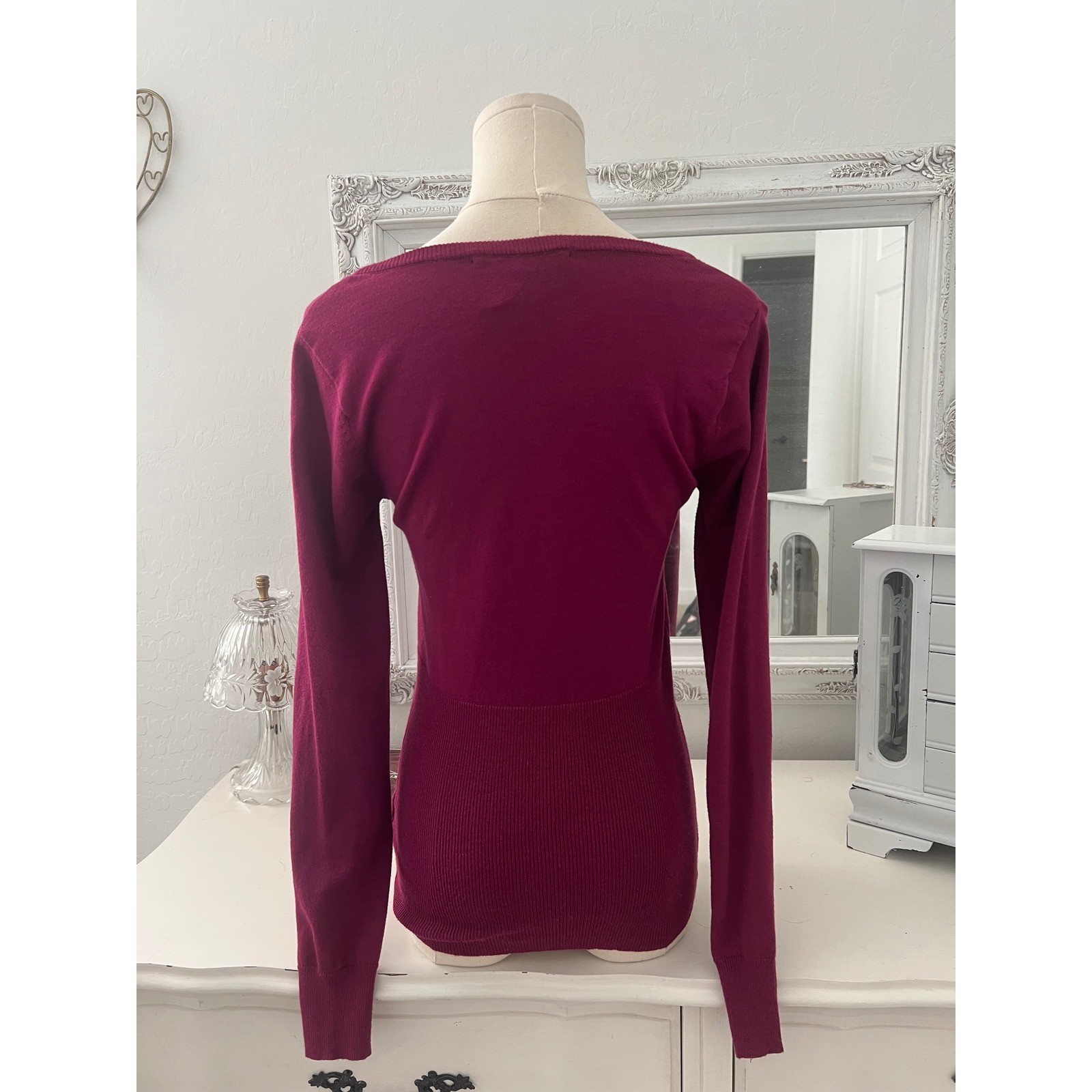 vintage energie magenta fitted long sleeve sweater top