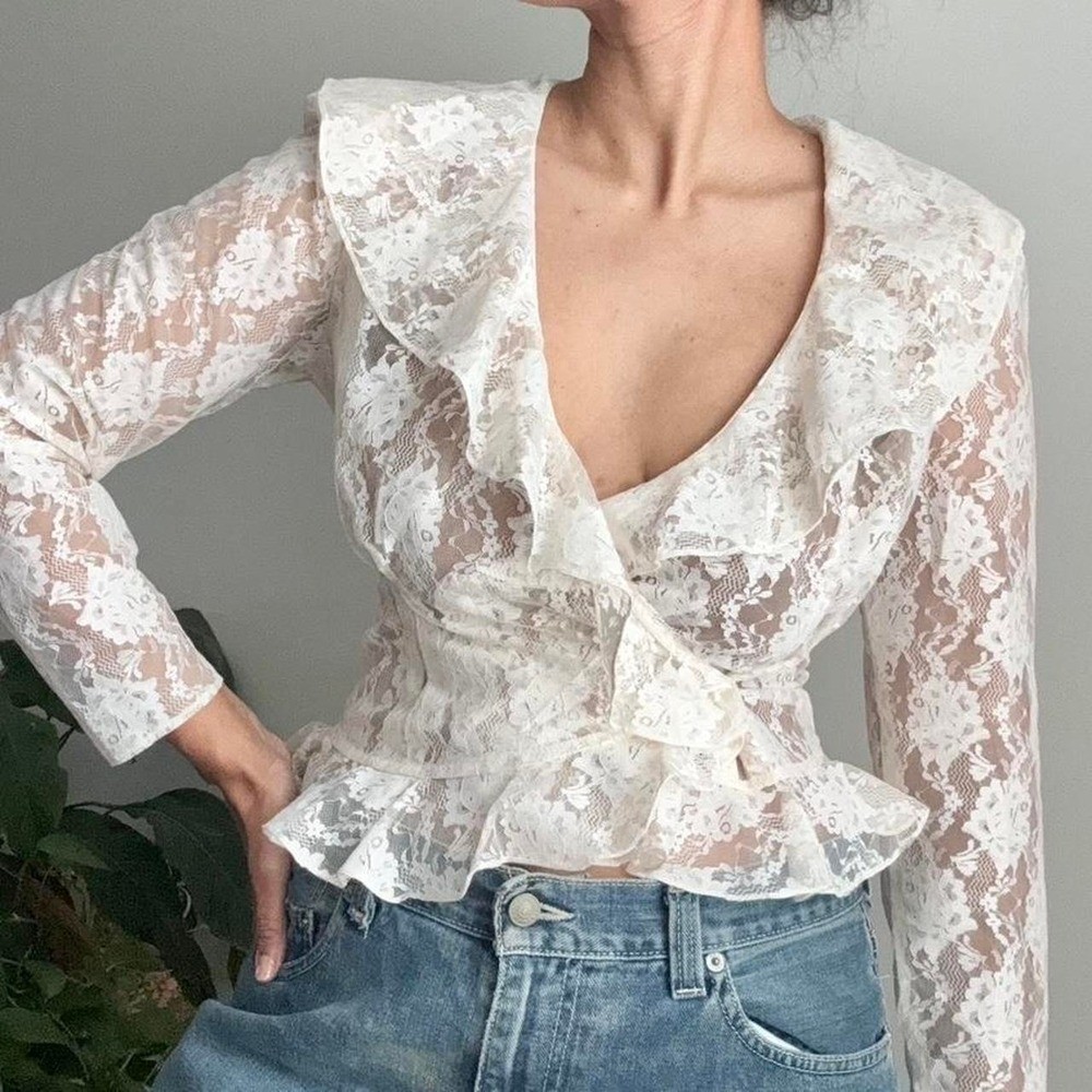 Vintage white lace blouse small ruffle sheer wrap peplum union long sleeve