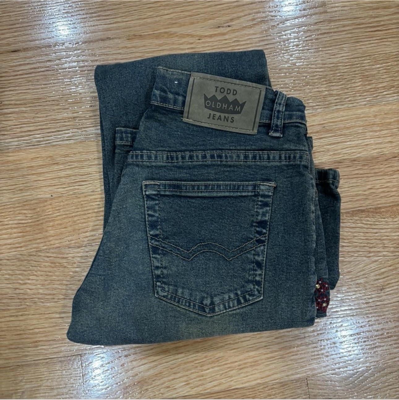 Throwback To A Classic Designer. Todd Oldham, Jeans With Flare. 3/4