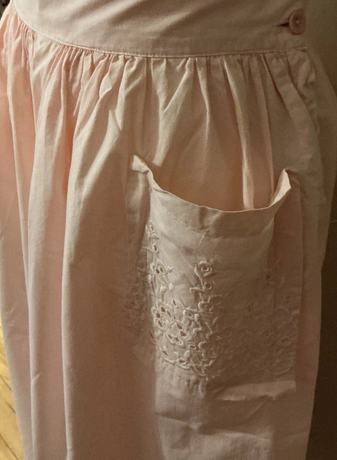 Vintage Pink Cotton Eyelet Big Pockets Skirt 28