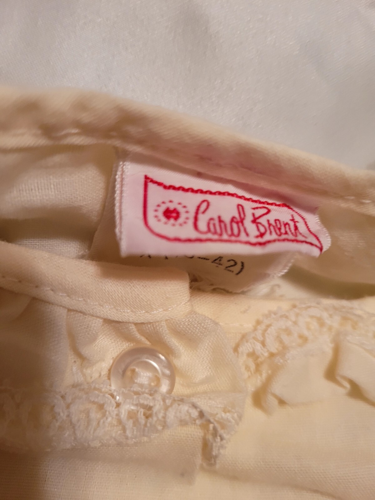 Carol Brent nightgown lightweight cotton/poly SZ XL 40/42 pale yellow pre own
