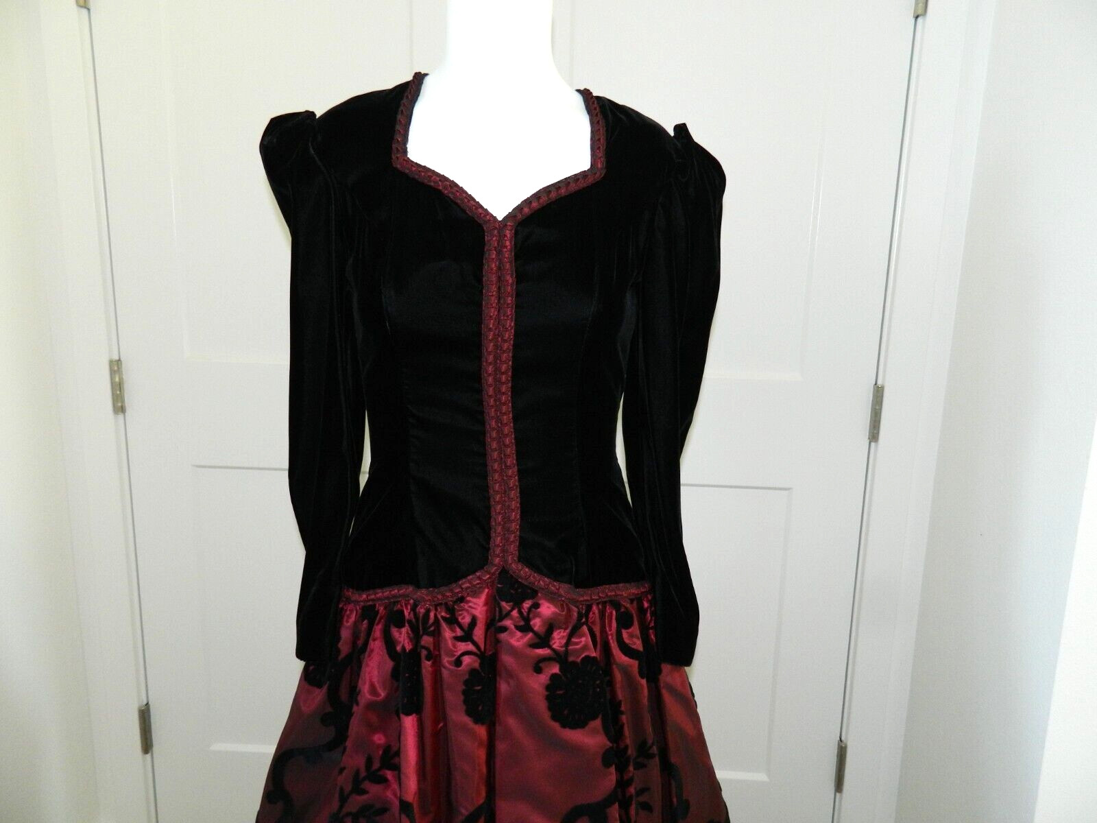 Vtg. SCOTT MCCLINTOCK Black Velvet Burgundy Brocade Special Occasion Dress sz 4