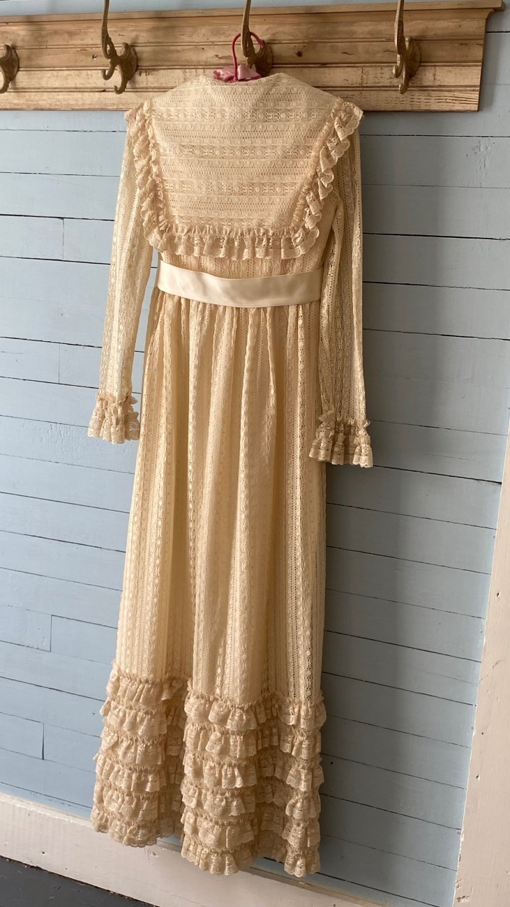 Vintage 1970s Ivory Lace Full-Length Formal Special Occasion Victorian Dress