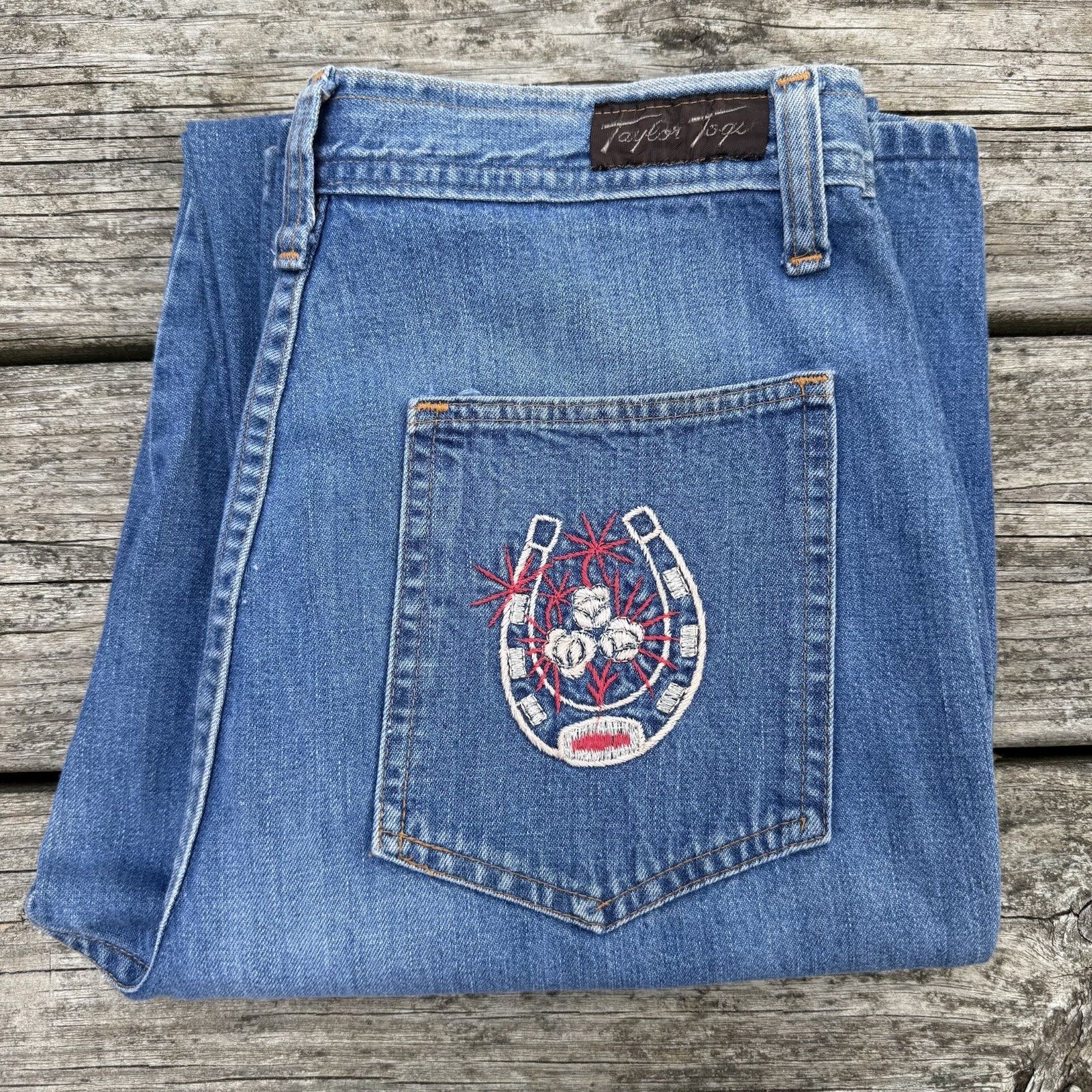 Vintage Taylor Togs 1970s High Rise Denim Jeans Horseshoe Embroidery Western 28