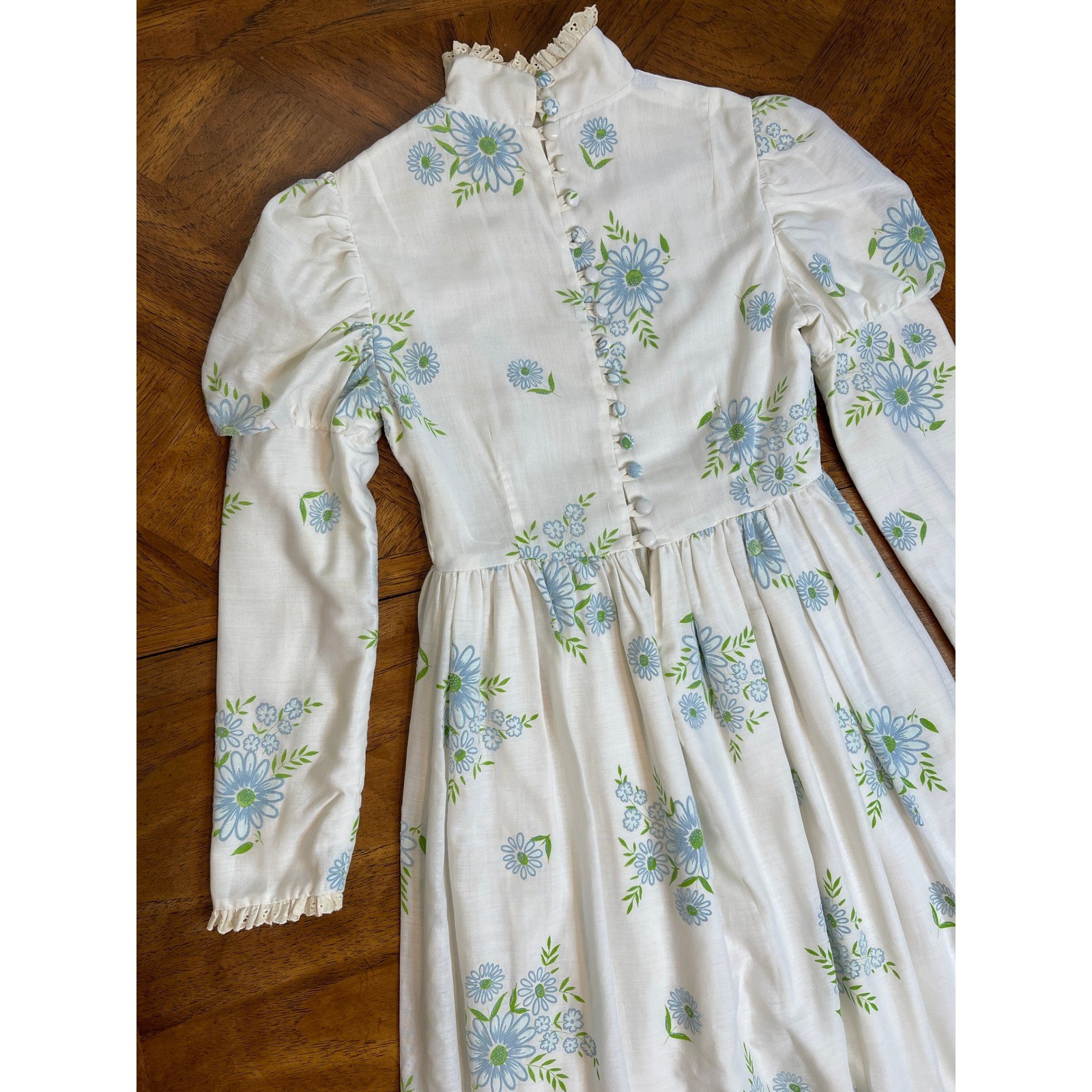 Vintage Prairie Dress White Blue Floral Puff Sleeve Lace Trim Maxi XS