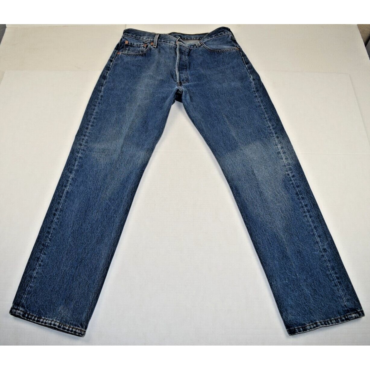 Vintage Levi’s 501 Jeans Button Fly 36 x 32 90s Rambo Knee Fade Made USA c.1999