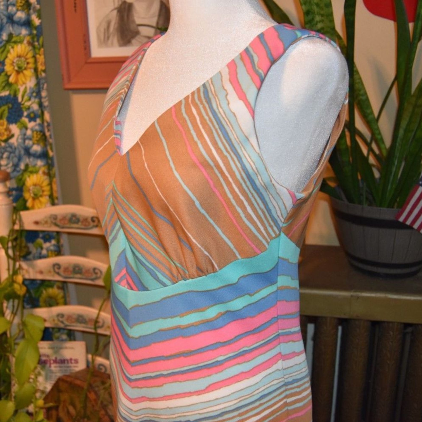Vintage 1970s Yves Jennet Maxi Striped Psychadelic dress Sleeveless Size Small
