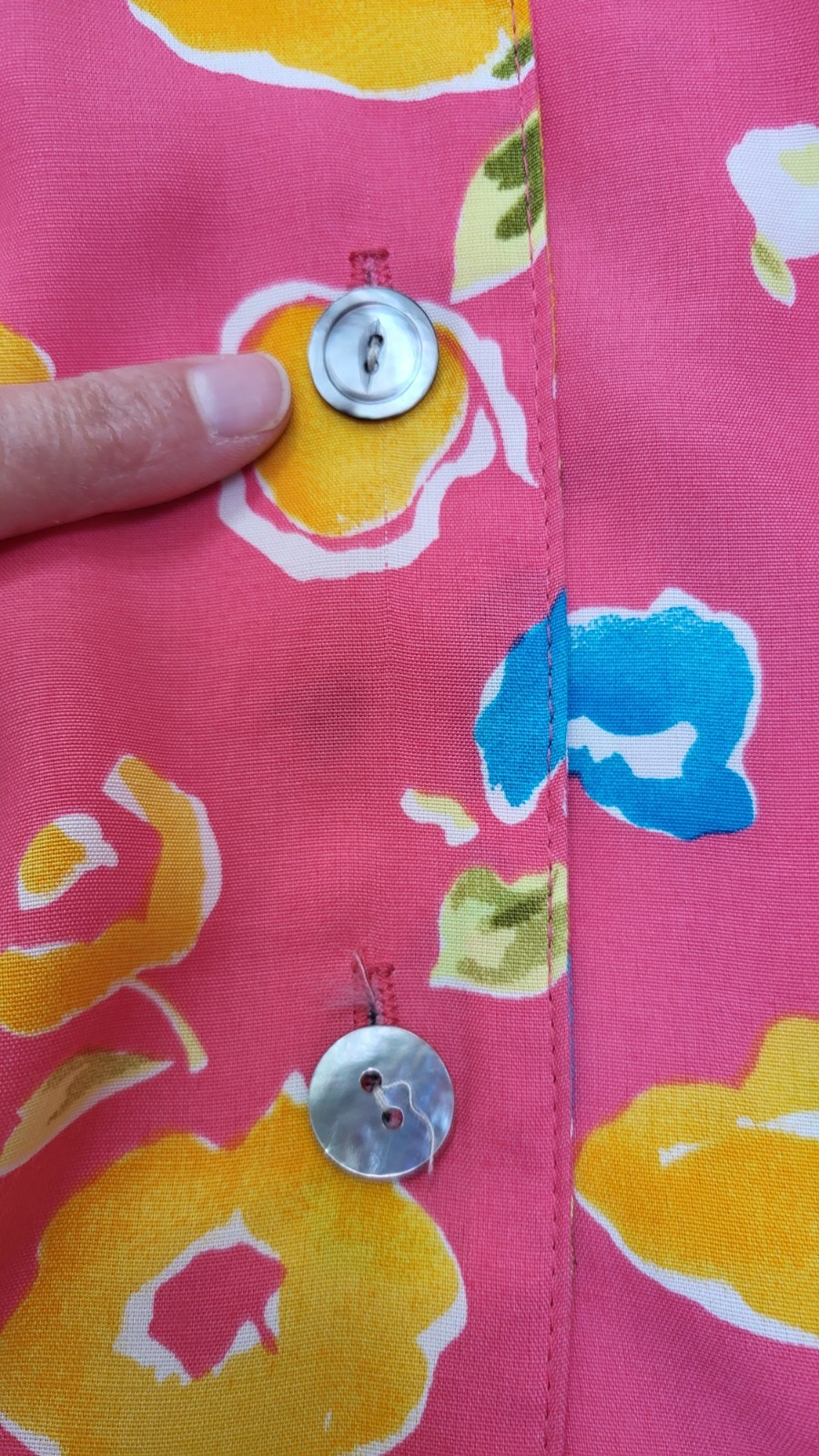 Vintage 80/90’s Carol Anderson Pink Floral Rayon Button Front DRESS – Size S/M