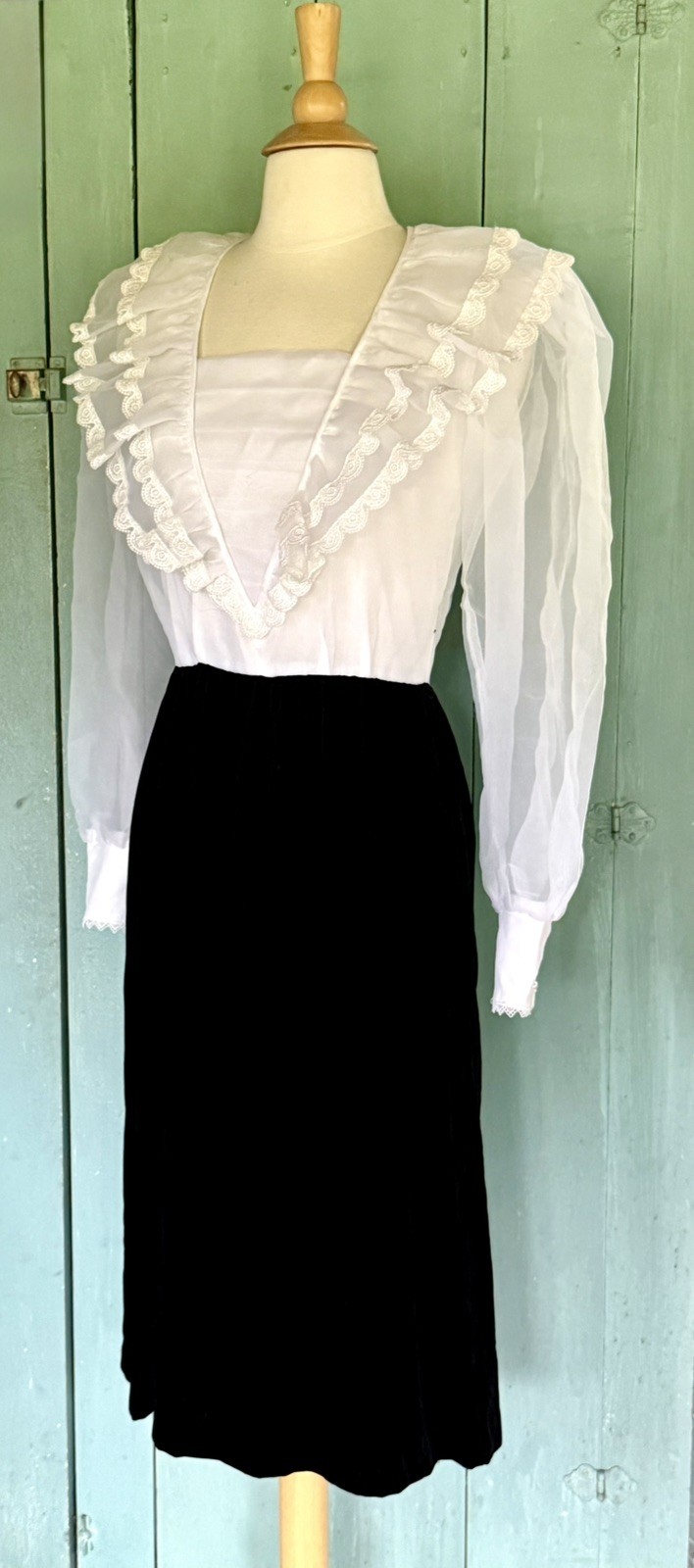 VTG Black Velvet White Organza Dress Straight Skirt Puff Slv Sailor Ruffle 7-8