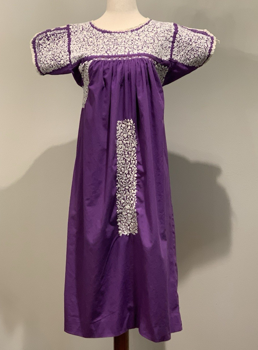Vintage Oaxacan Mexican Embroidered Midi Dress S/M