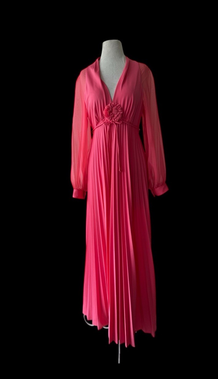 Vtg 70s Coral Accordion Pleat Maxi Dress Sz M Sheer Chiffon Sleeves EUC