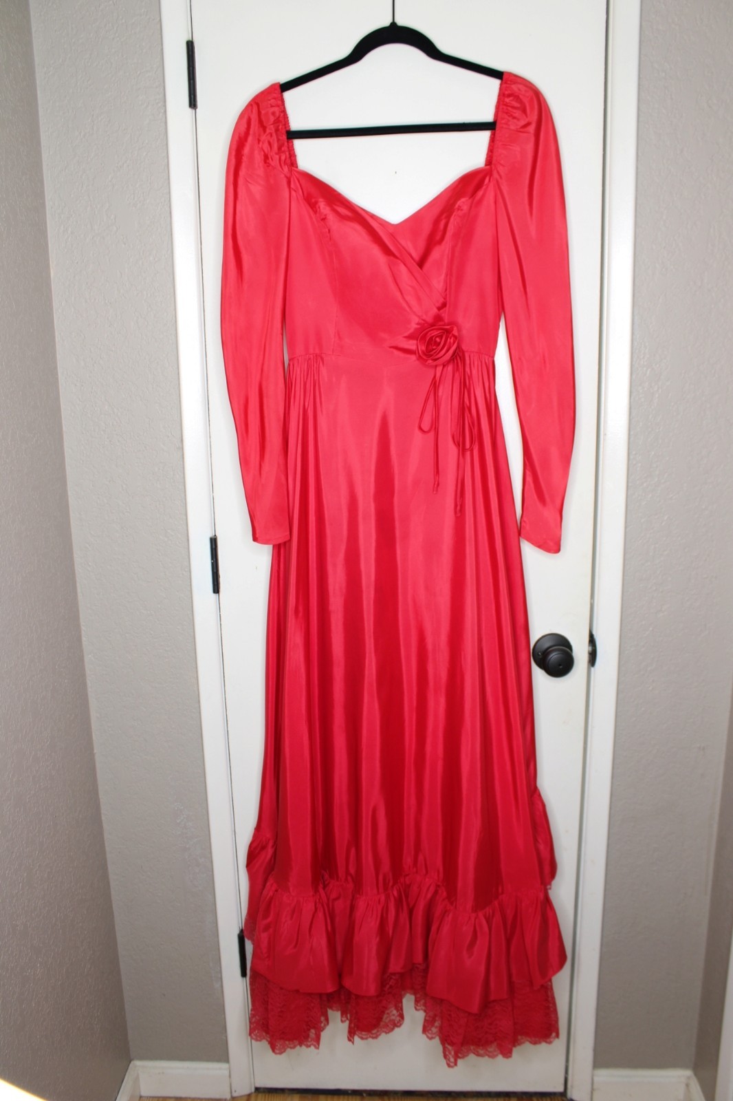 VTG 70s womens size S pink red long sleeve maxi princess prairie dress lace
